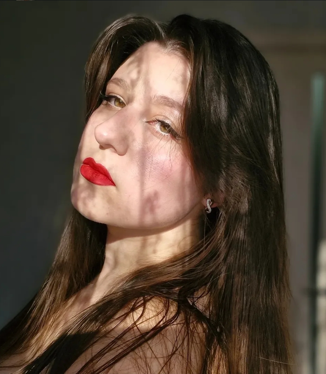 ARIAMIRK — Makeup Artist